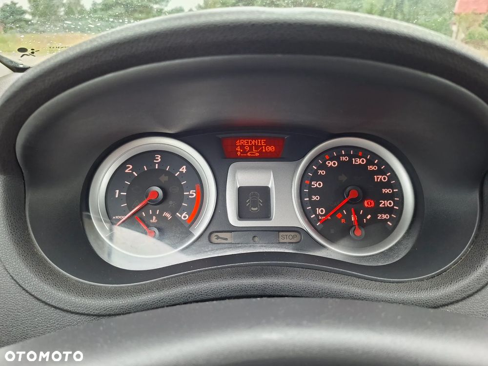 Renault Clio 1.5 dCi Authentique - 2