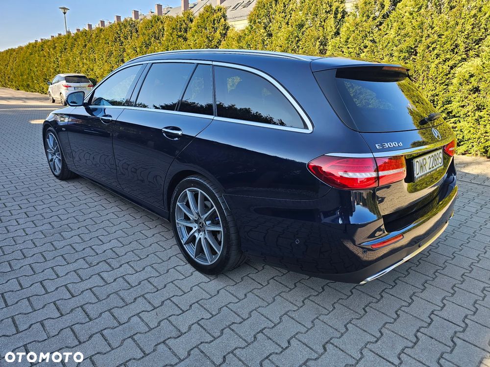 Mercedes-Benz Klasa E 300 d 9G-TRONIC AMG Line - 18