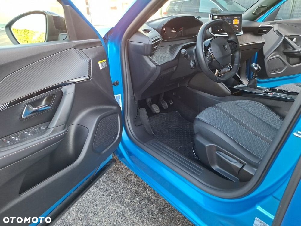 Peugeot 2008 - 18