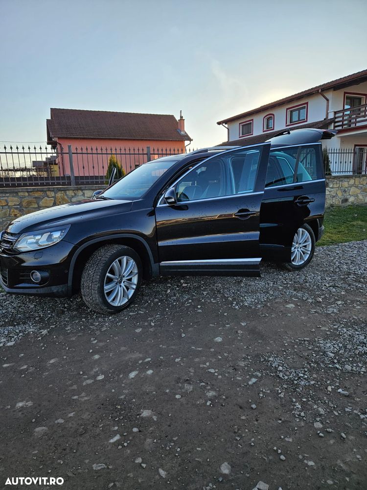 Volkswagen Tiguan 2.0 TDI 4Motion DSG BMT Sport & Style - 2