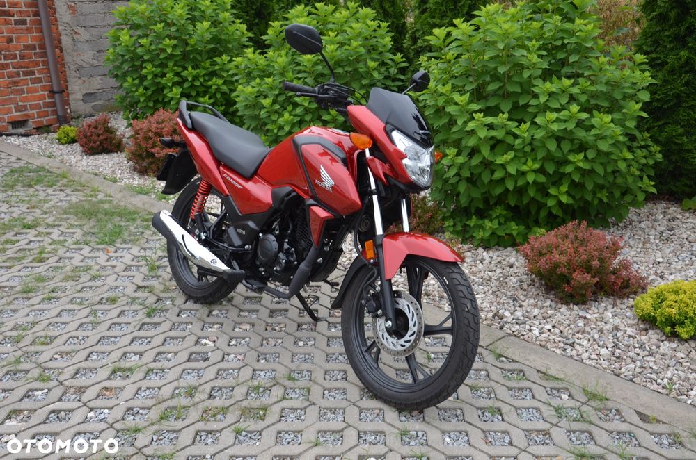 Honda CB - 1