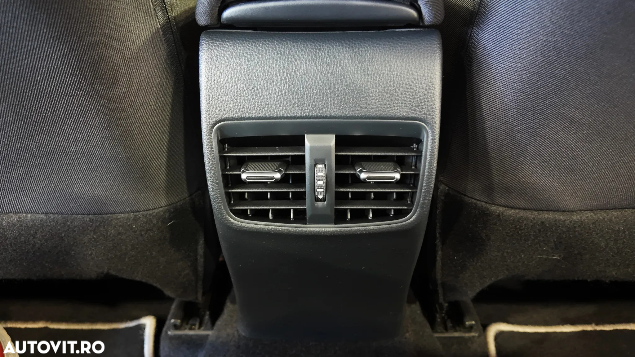 Toyota Corolla 1.8 Hybrid Touring Sports - 33