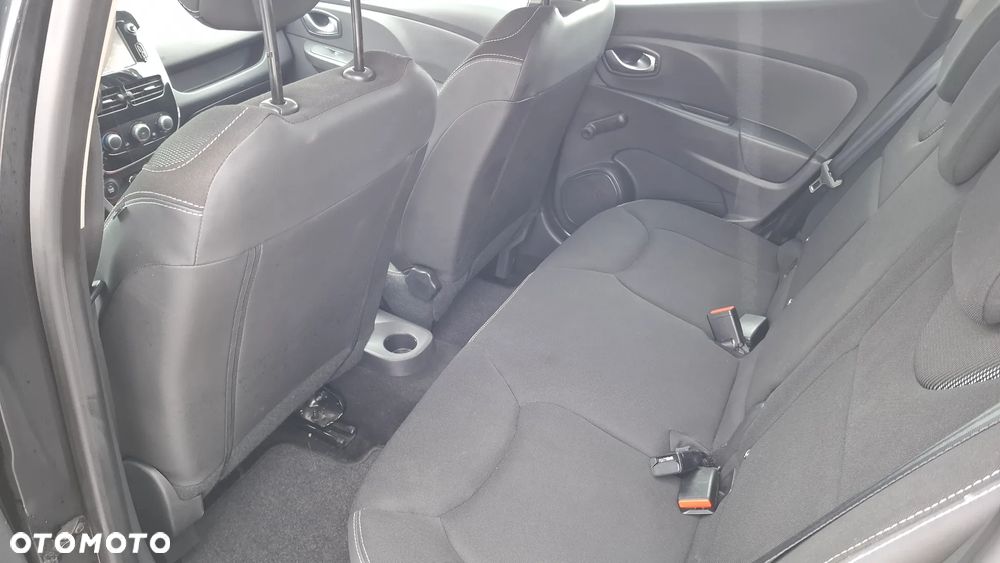 Renault Clio 1.5 dCi Alize - 12