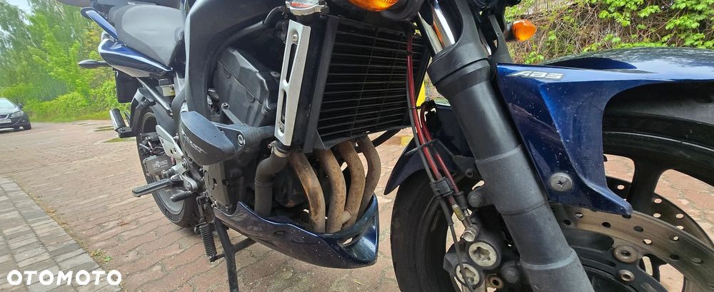 Yamaha FZ6 - 9