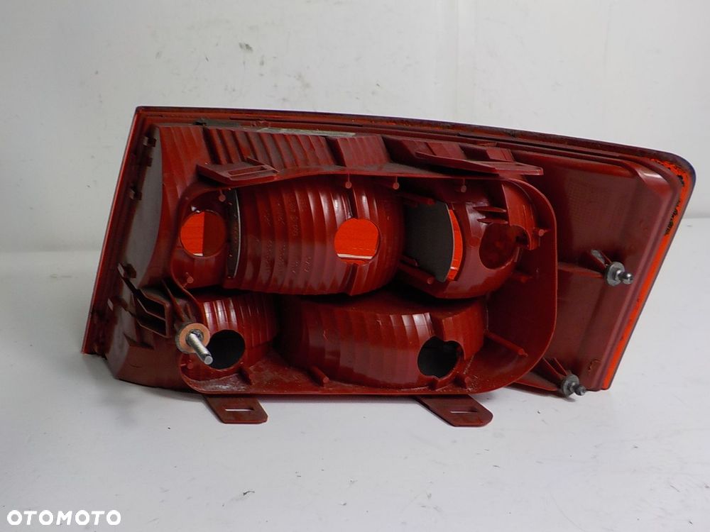 AUDI A6 C6 SEDAN LAMPA LEWA TYLNA LEWY TYŁ 4F5945095L - 4