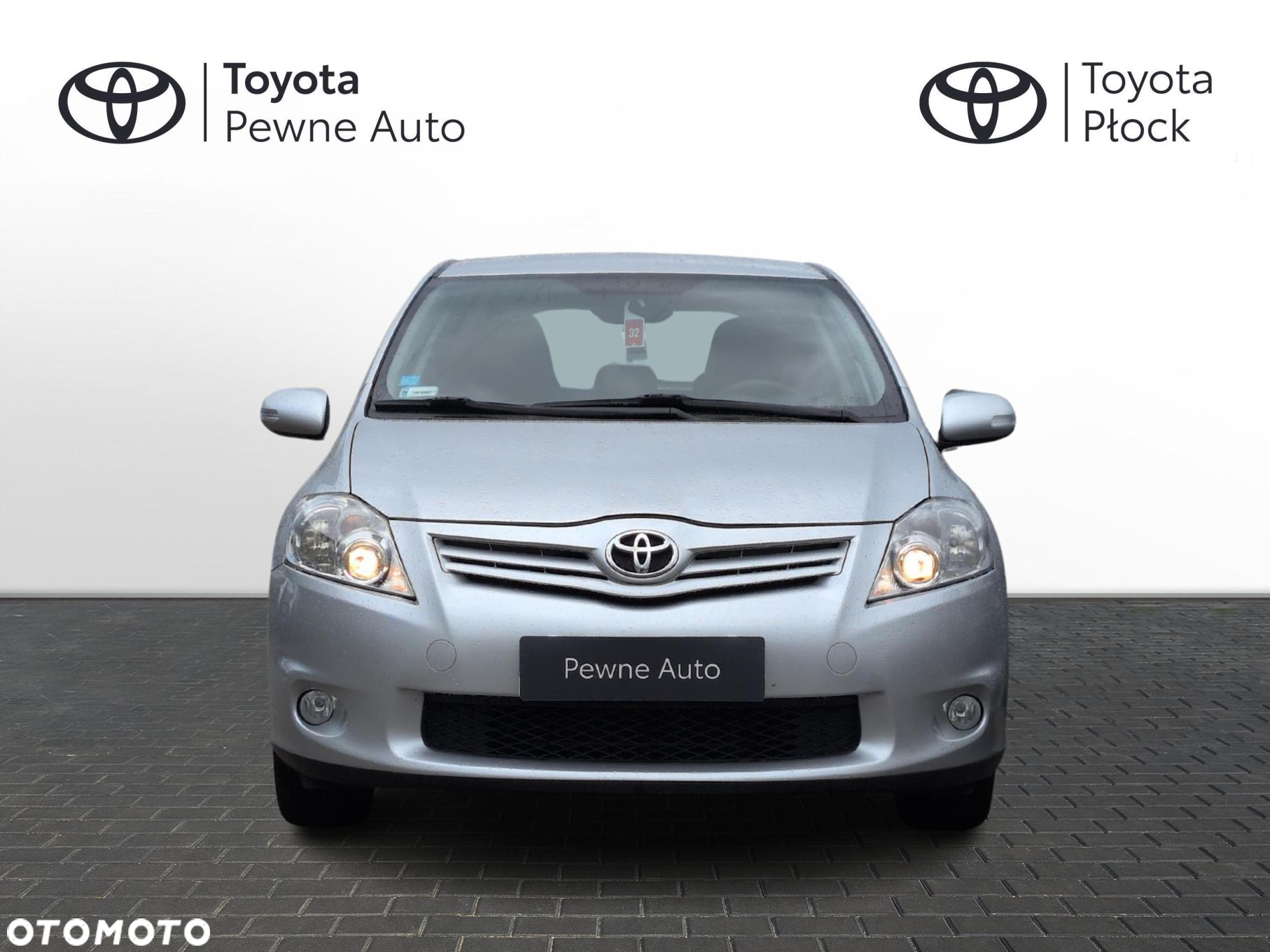 Toyota Auris 1.6 2010 - 8