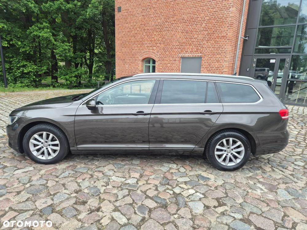 Volkswagen Passat 2.0 TDI (BlueMotion Technology) DSG Comfortline - 34
