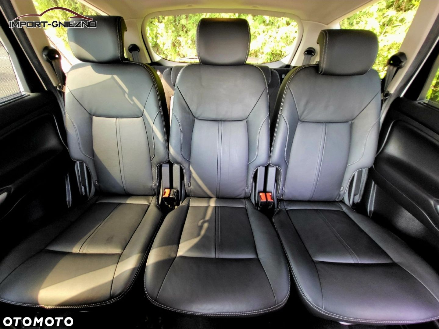 Ford S-Max - 33