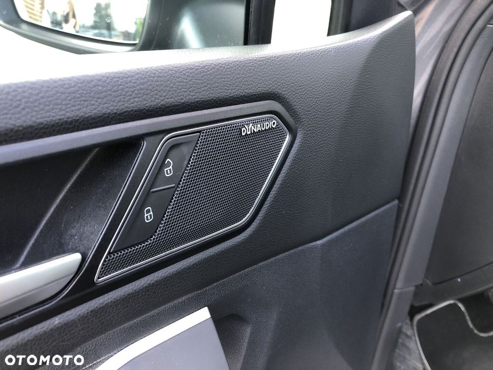 Volkswagen Tiguan - 10