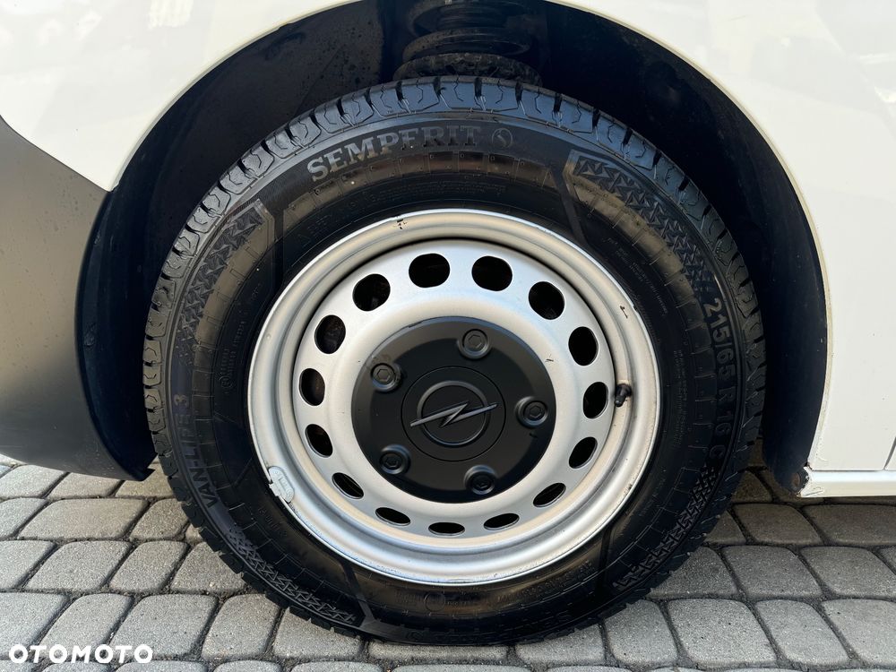 Opel Vivaro - 14