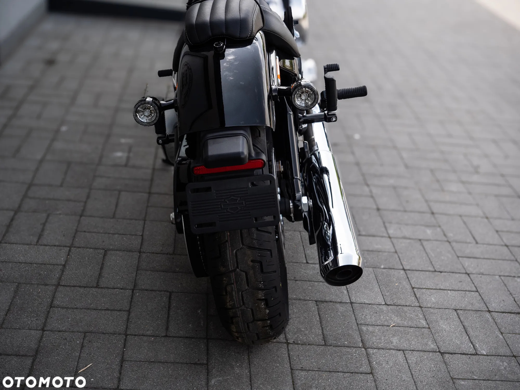 Harley-Davidson Softail Street Bob - 6
