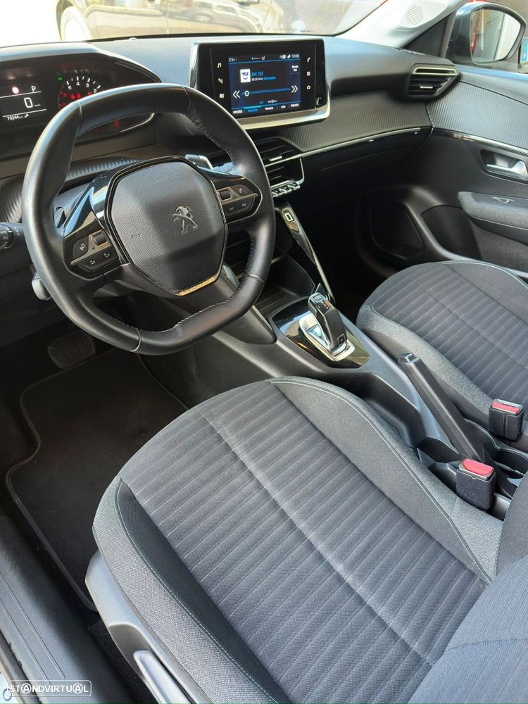 Peugeot 208 1.2 PureTech Style EAT6 - 8
