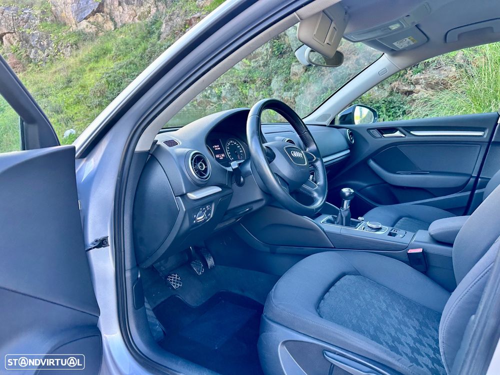 Audi A3 Sportback 2.0 TDI Attraction - 17