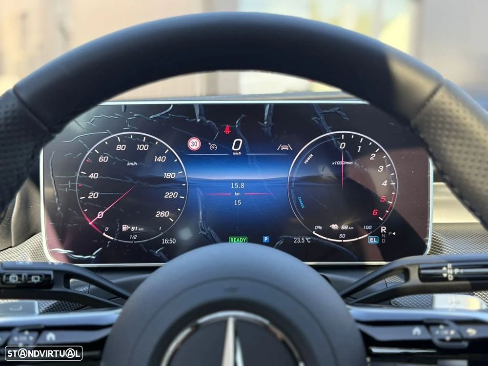 Mercedes-Benz C 300 de AMG Line - 17