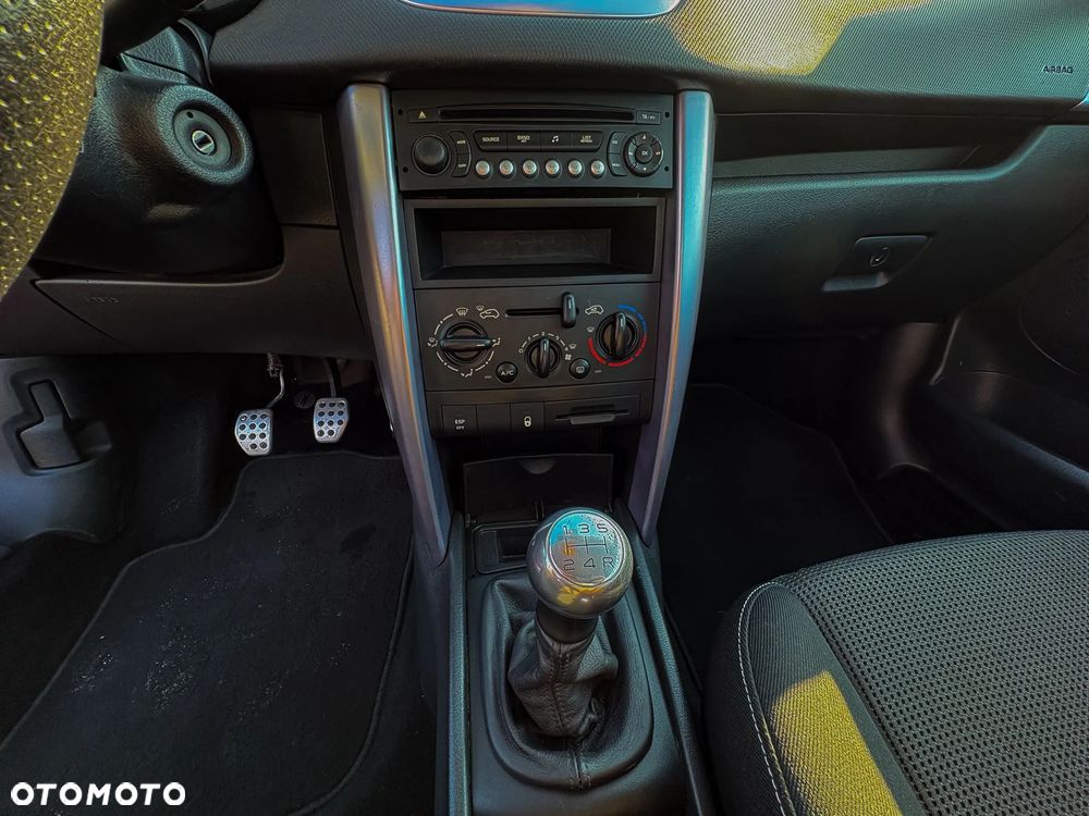 Peugeot 207 CC 120 VTi Sport - 17
