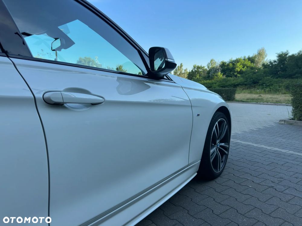 BMW Seria 3 330i xDrive M Sport Sport - 10
