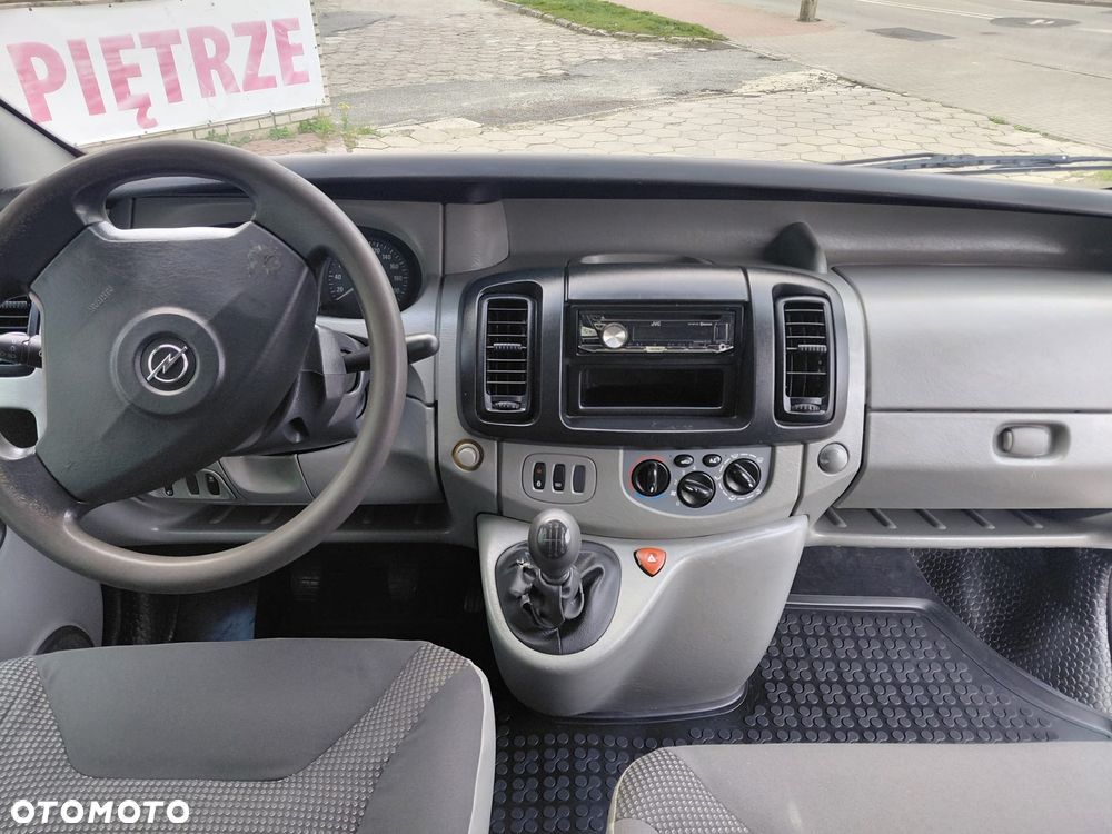 Opel VIVARO - 22