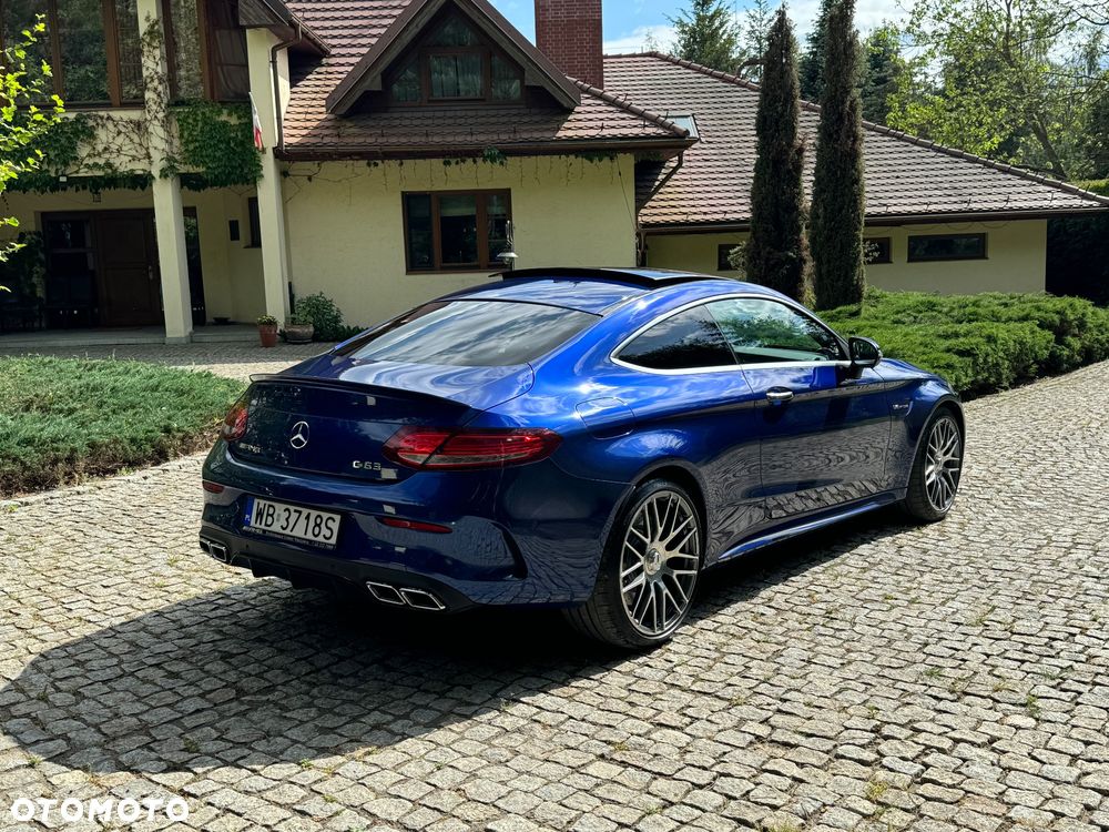 Mercedes-Benz Klasa C AMG 63 - 4