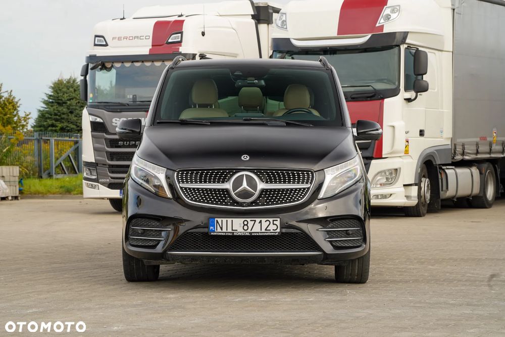 Mercedes-Benz V-Class 2019 photo 2