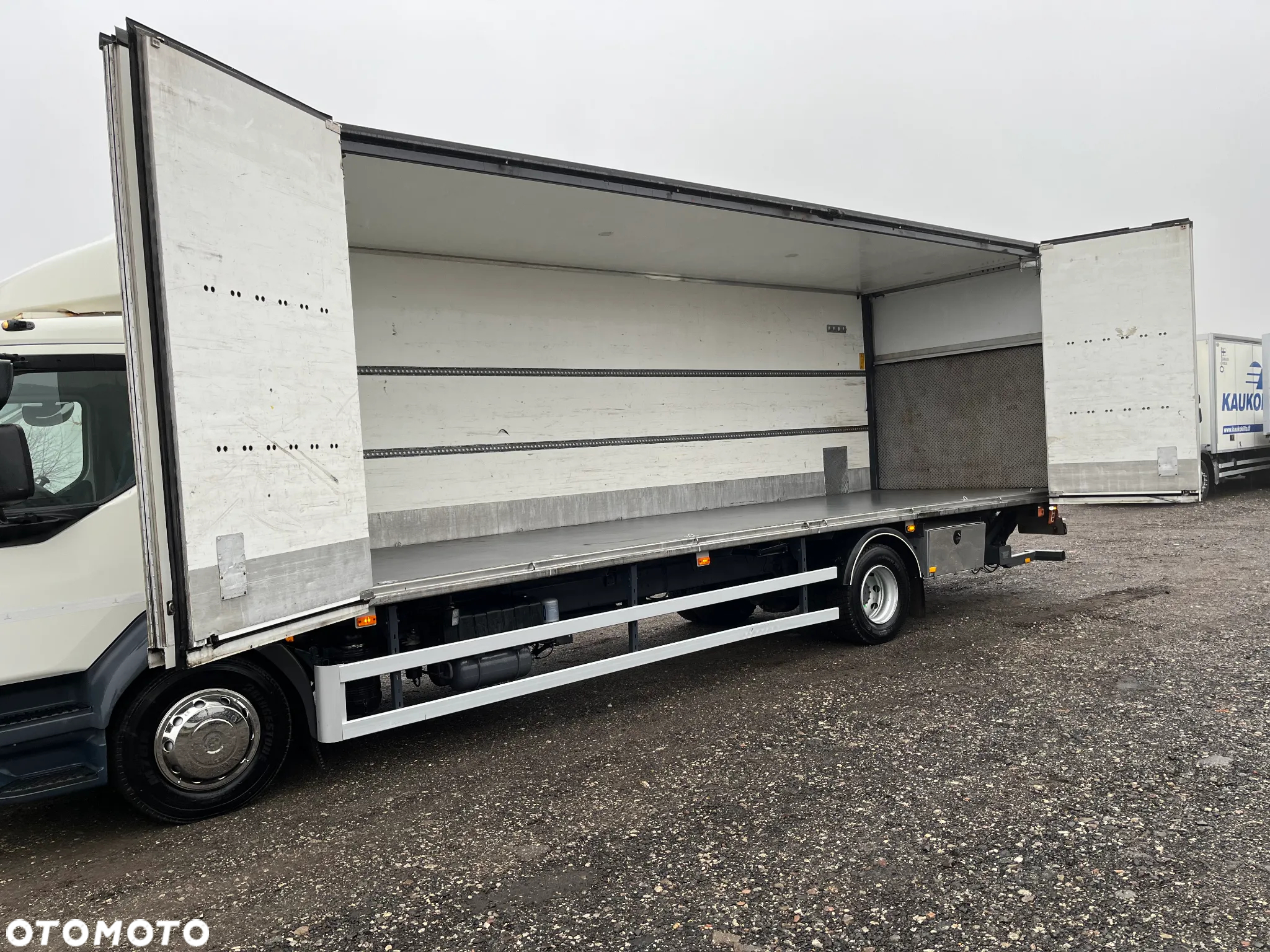 Volvo - 23