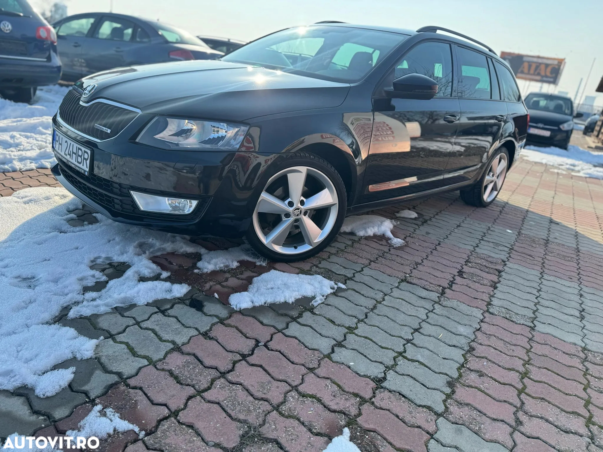 Skoda Octavia 1.6 TDI AMBITION - 12