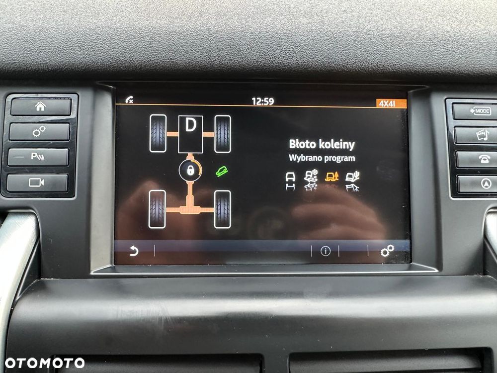 Land Rover Discovery Sport - 17