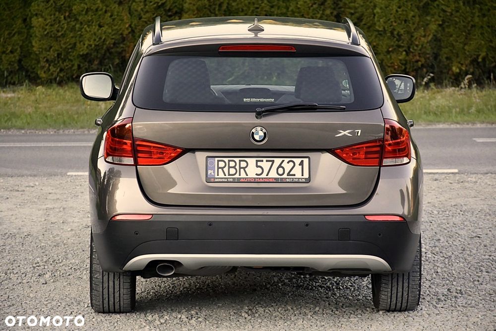 BMW X1 sDrive18d xLine - 16