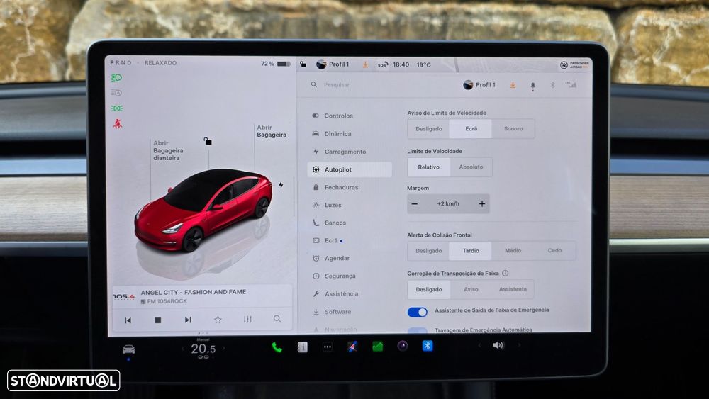 Tesla Model 3 - 24