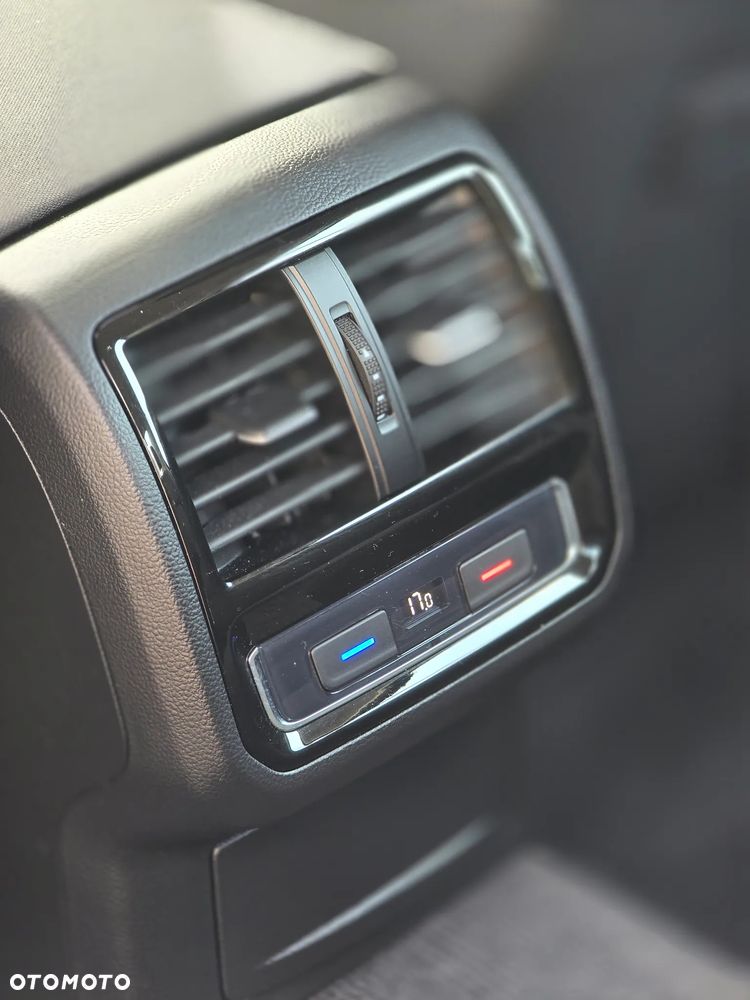 Volkswagen Passat 1.5 TSI EVO Comfortline DSG - 20