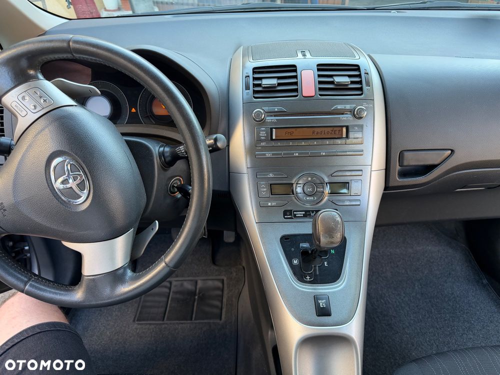 Toyota Auris 1.6 VVT-i Multimode Team - 11