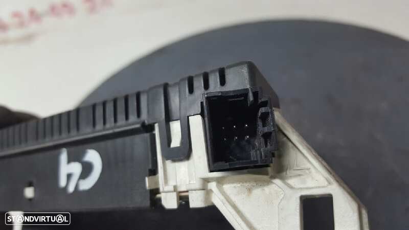 TELA/ECRÃ MULTIFUNÇÕES CITROEN C4 BERLINA 1.6 16V HDI - 4