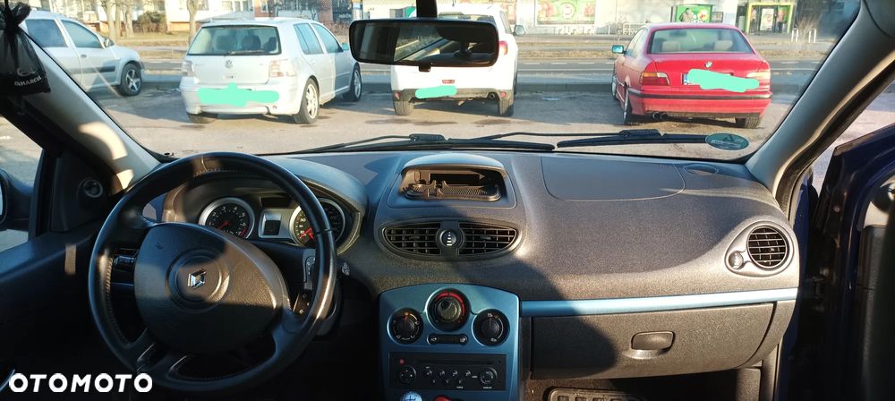 Renault Clio 1.2 16V Authentique - 6