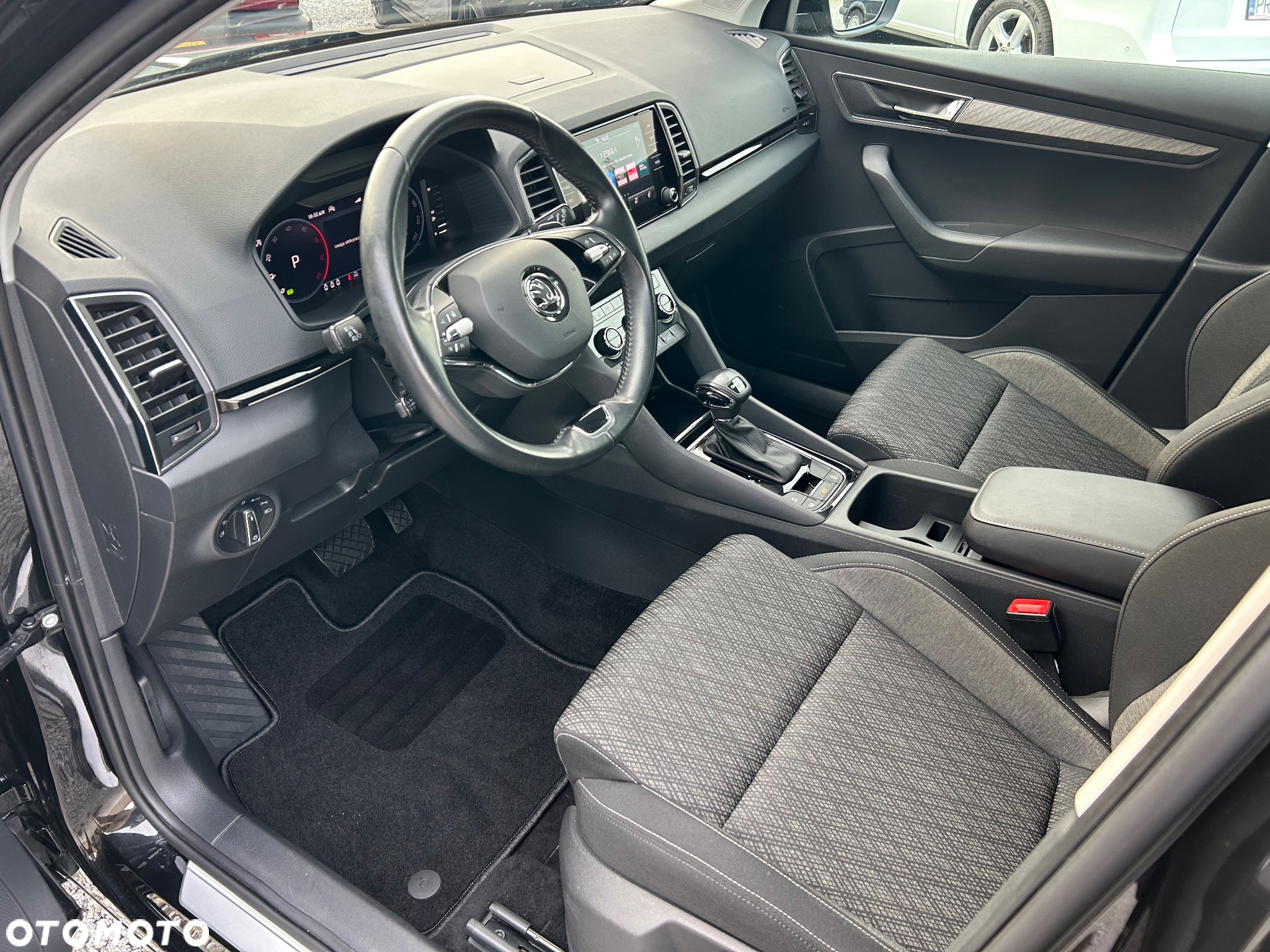 Skoda Karoq 2.0 TDI SCR 4x4 DSG Style - 10