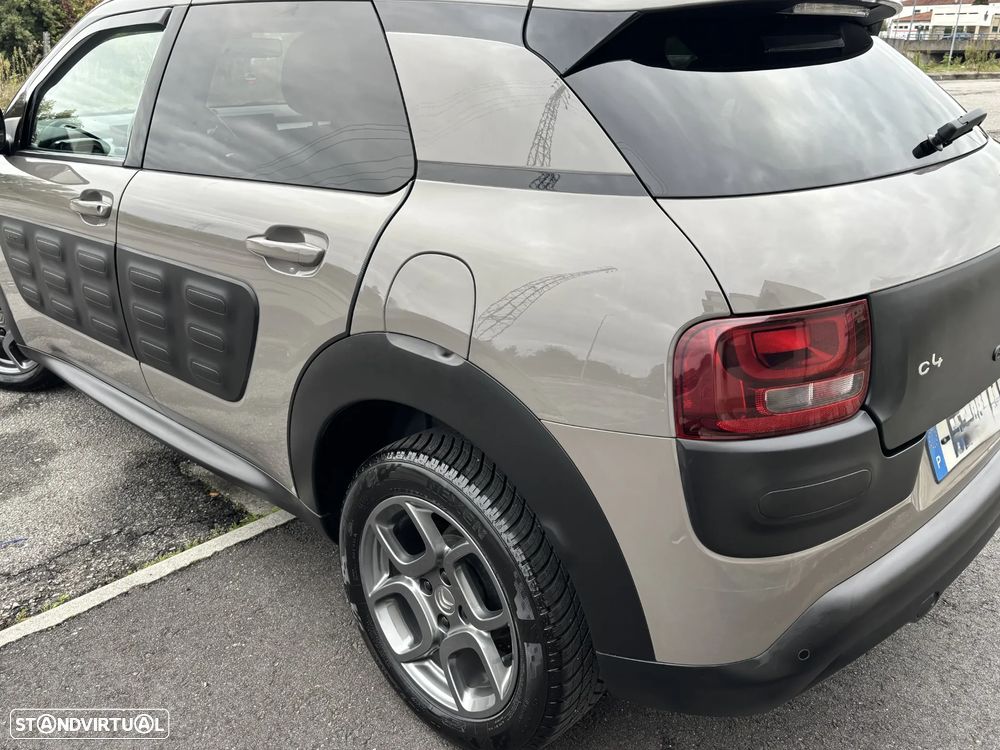 Citroën C4 Cactus PureTech 82 Shine - 11