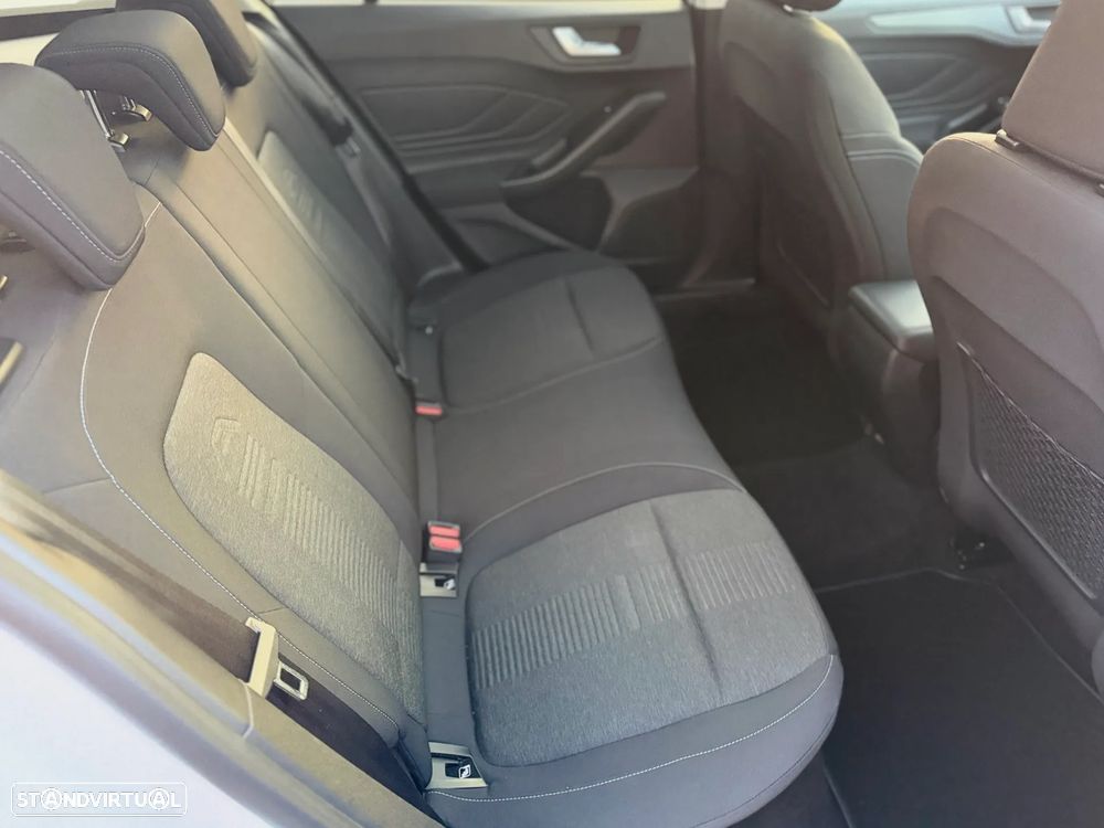 Ford Focus SW 1.0 EcoBoost Active X - 13