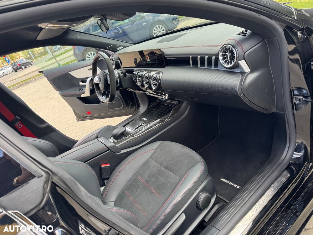 Mercedes-Benz CLA - 9