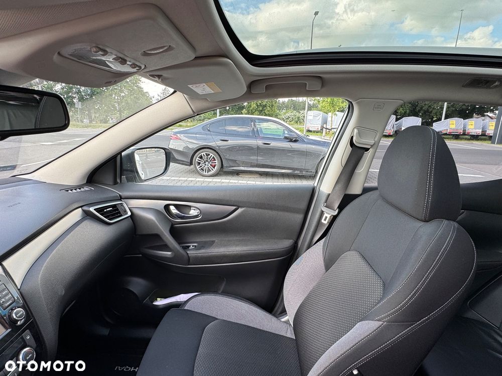 Nissan Qashqai 1.2 DIG-T N-Connecta Xtronic - 12
