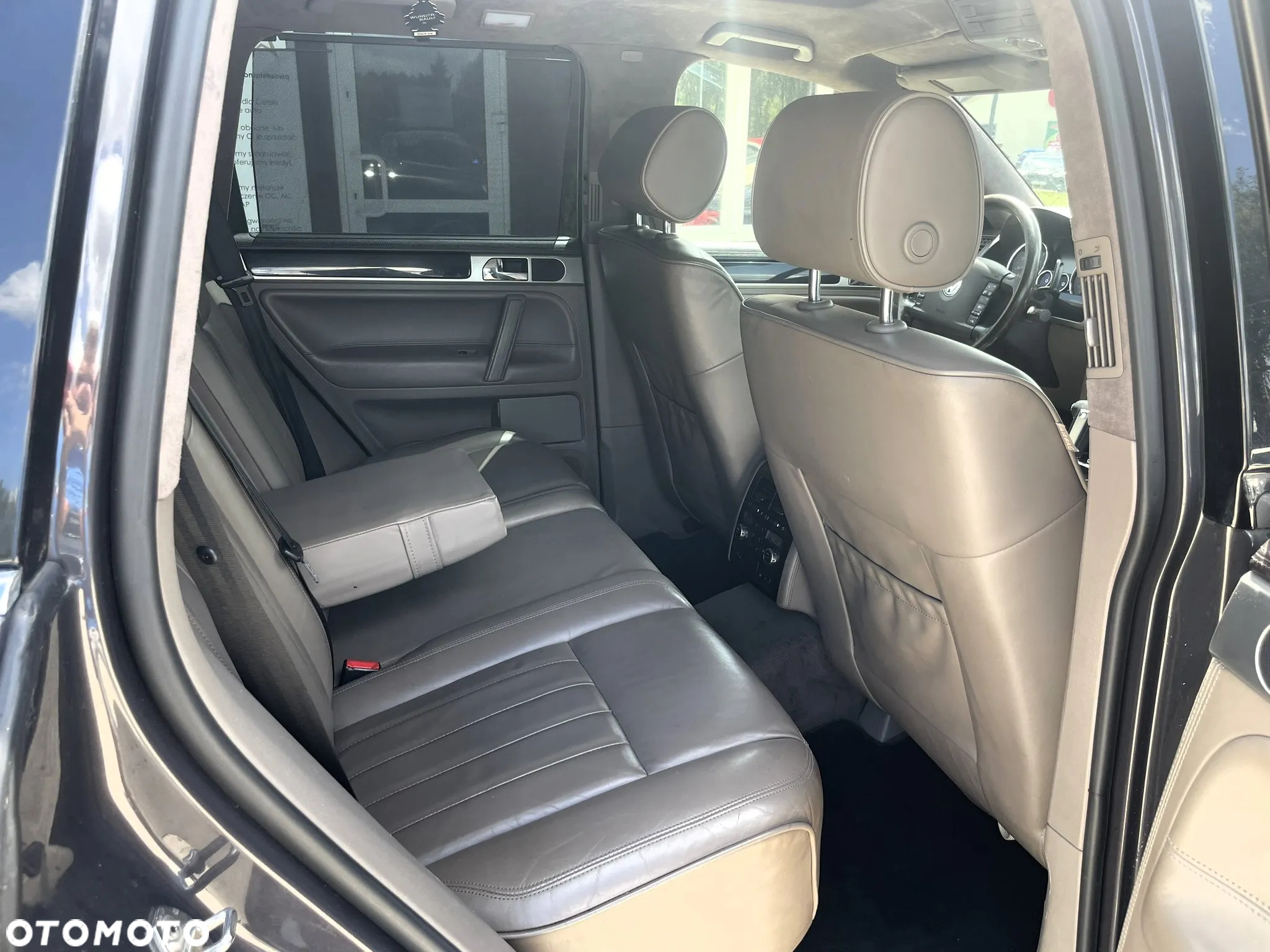 Volkswagen Touareg 4.2 V8 Automatik Individual - 13