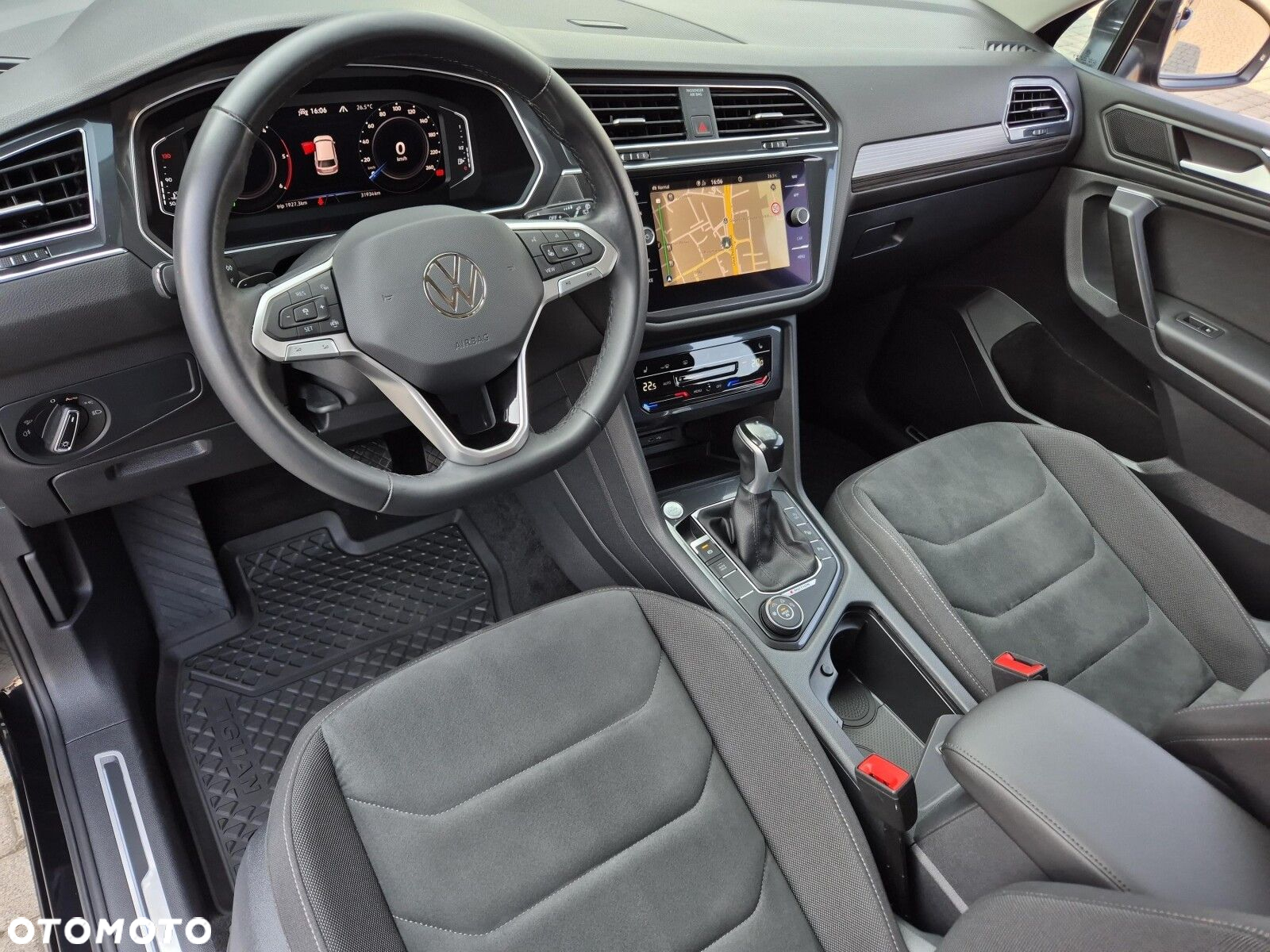 Volkswagen Tiguan Allspace 2.0 TDI 4Mot Elegance DSG - 9
