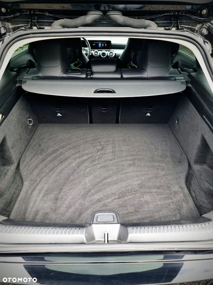 Mercedes-Benz CLA 250 e Shooting Brake 8G-DCT - 8