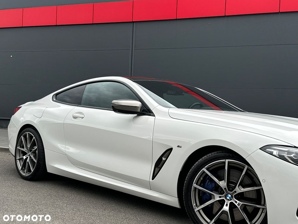 BMW Seria 8 - 21