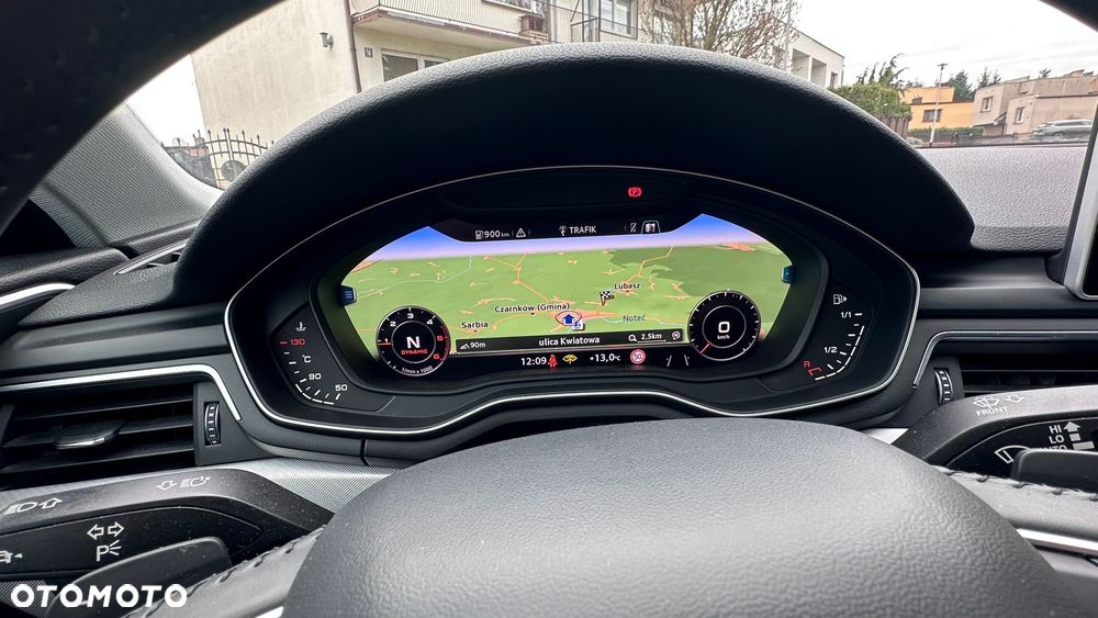 Audi A4 Avant 2.0 TDI S tronic - 28