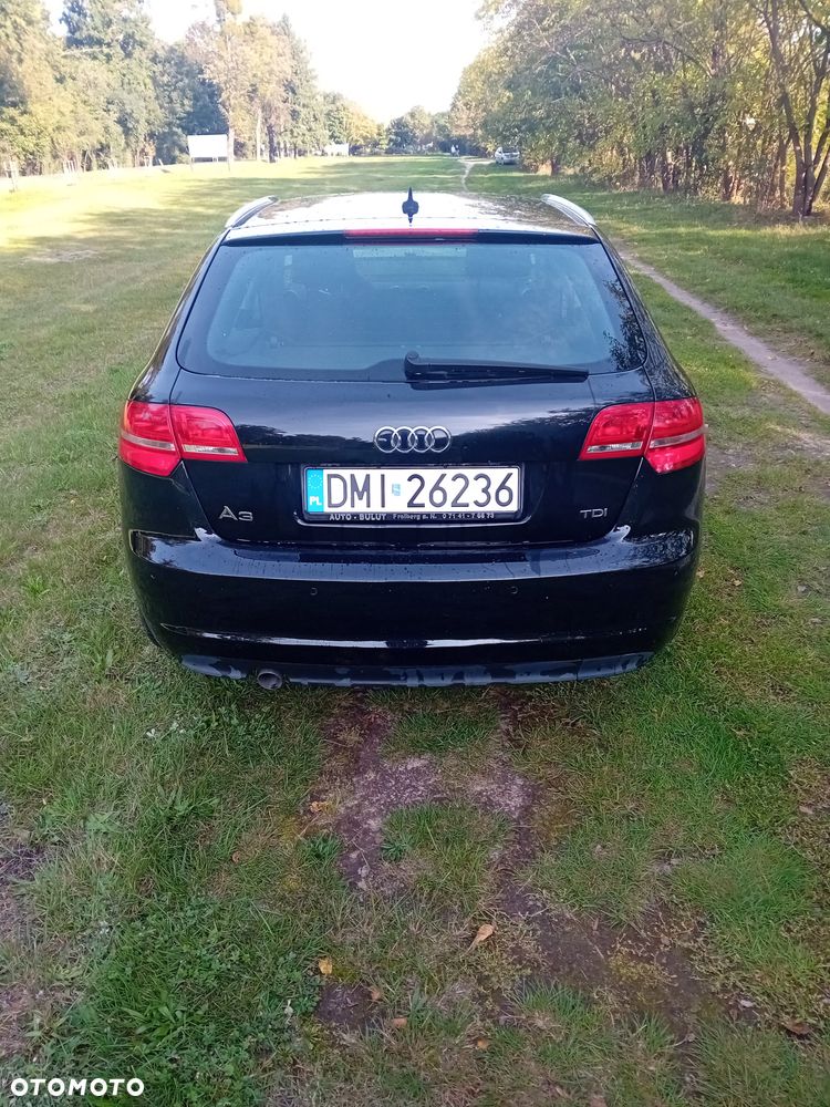 Audi A3 Sportback 1.6 TDI DPF Ambition - 3