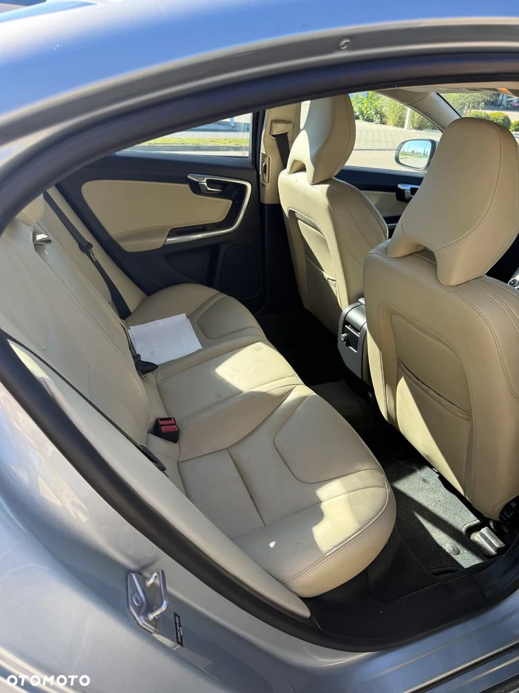 Volvo S60 - 13