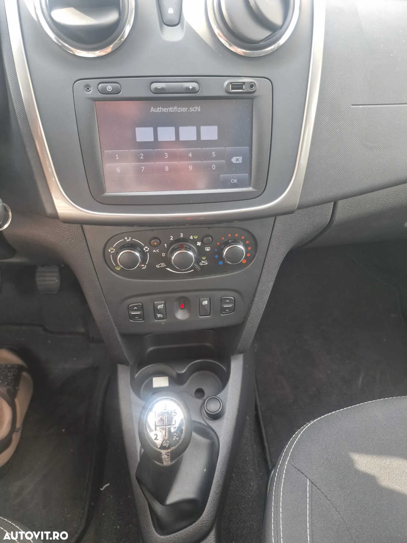Dacia Logan Van - 16