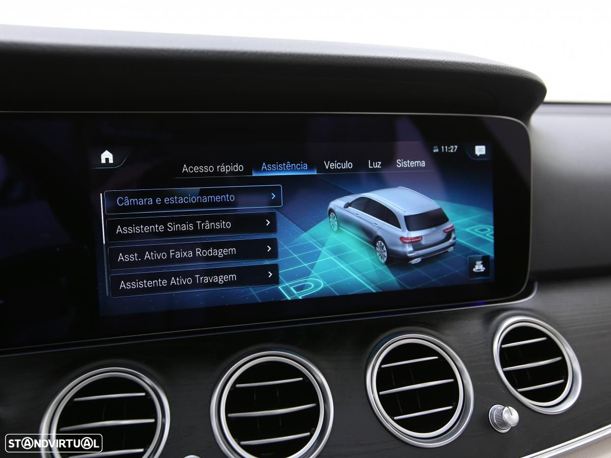 Mercedes-Benz E 300 de AMG Line 4Matic - 26