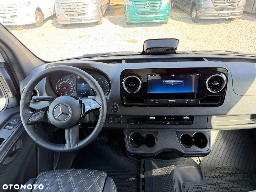 Mercedes-Benz Sprinter 317 - 26