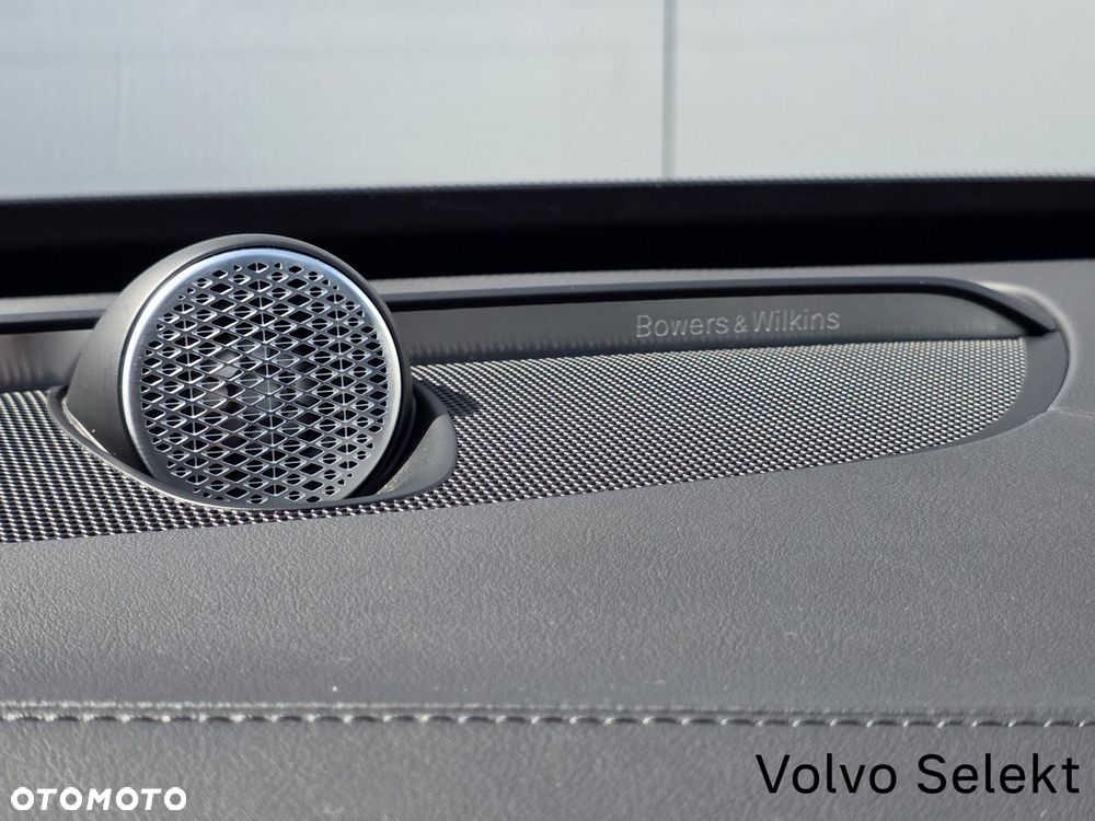 Volvo XC 90 - 36