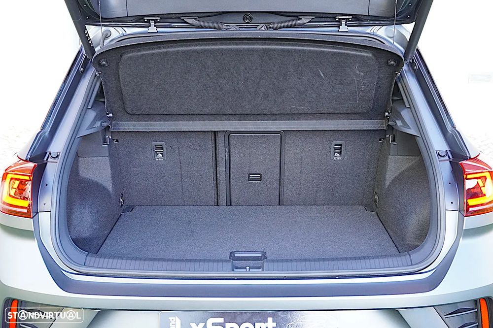 VW T-Roc 1.5 TSI R-Line DSG - 14