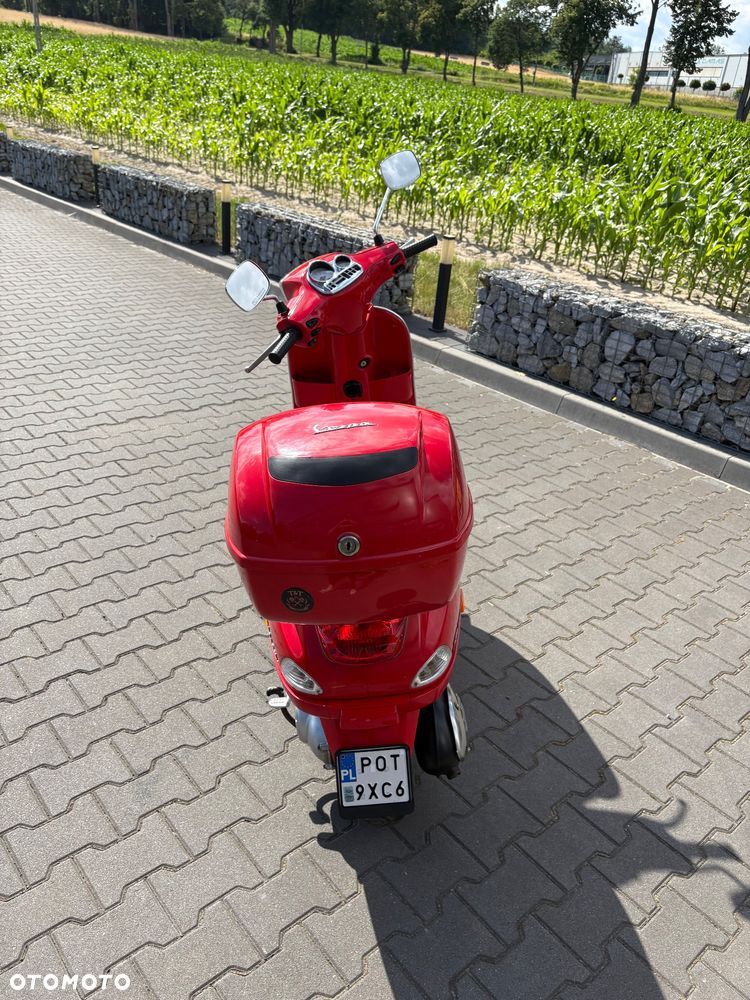 Piaggio Vespa - 19